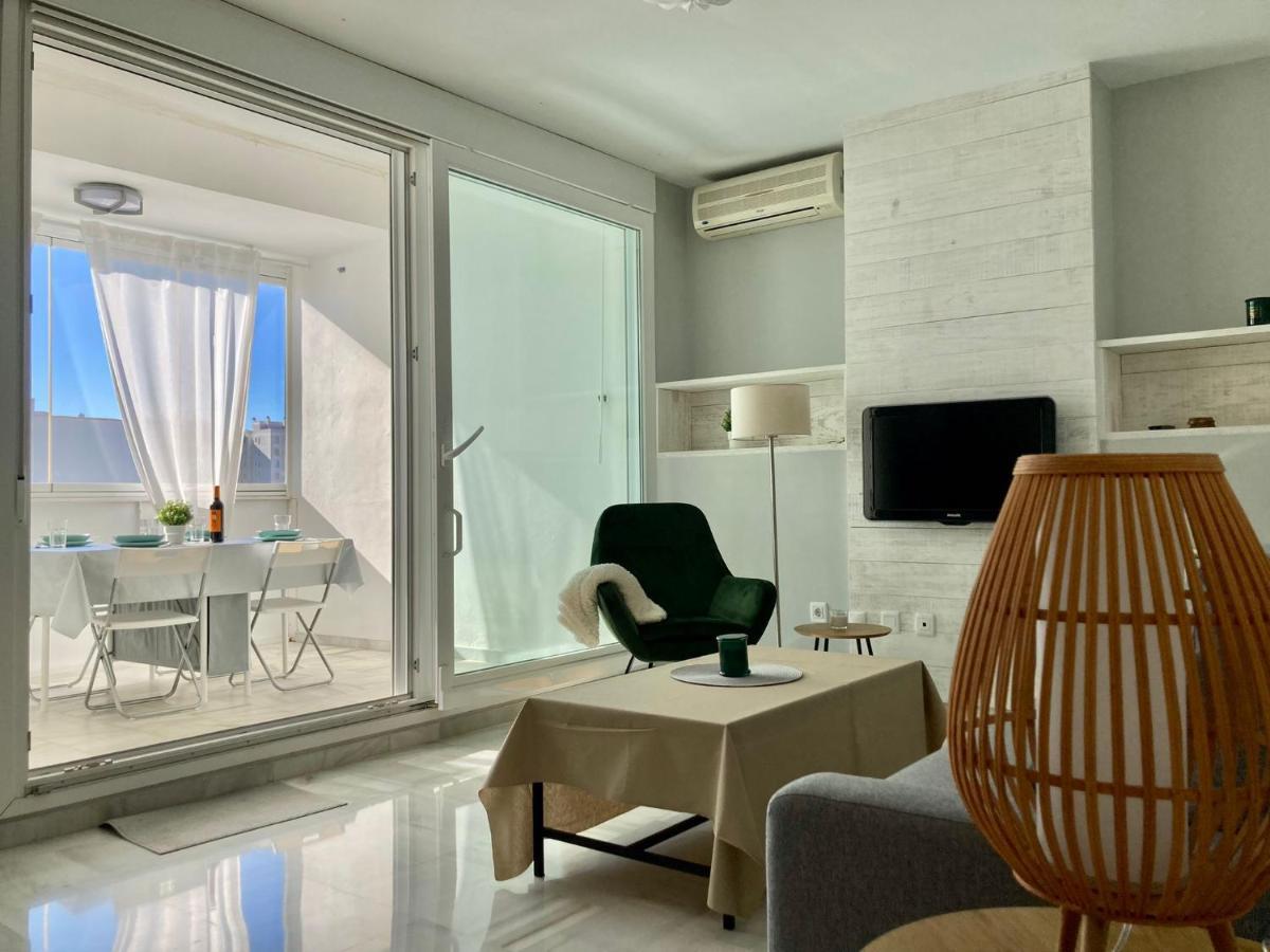 Atico Valdelagrana Playa - Aire Acondicionado Y Piscina Διαμέρισμα El Puerto de Santa María Εξωτερικό φωτογραφία