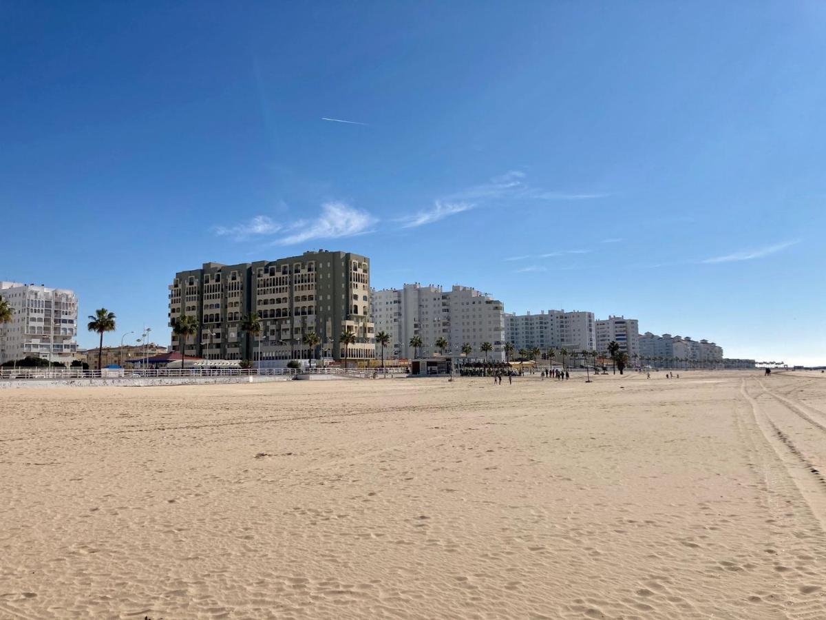 Atico Valdelagrana Playa - Aire Acondicionado Y Piscina Διαμέρισμα El Puerto de Santa María Εξωτερικό φωτογραφία