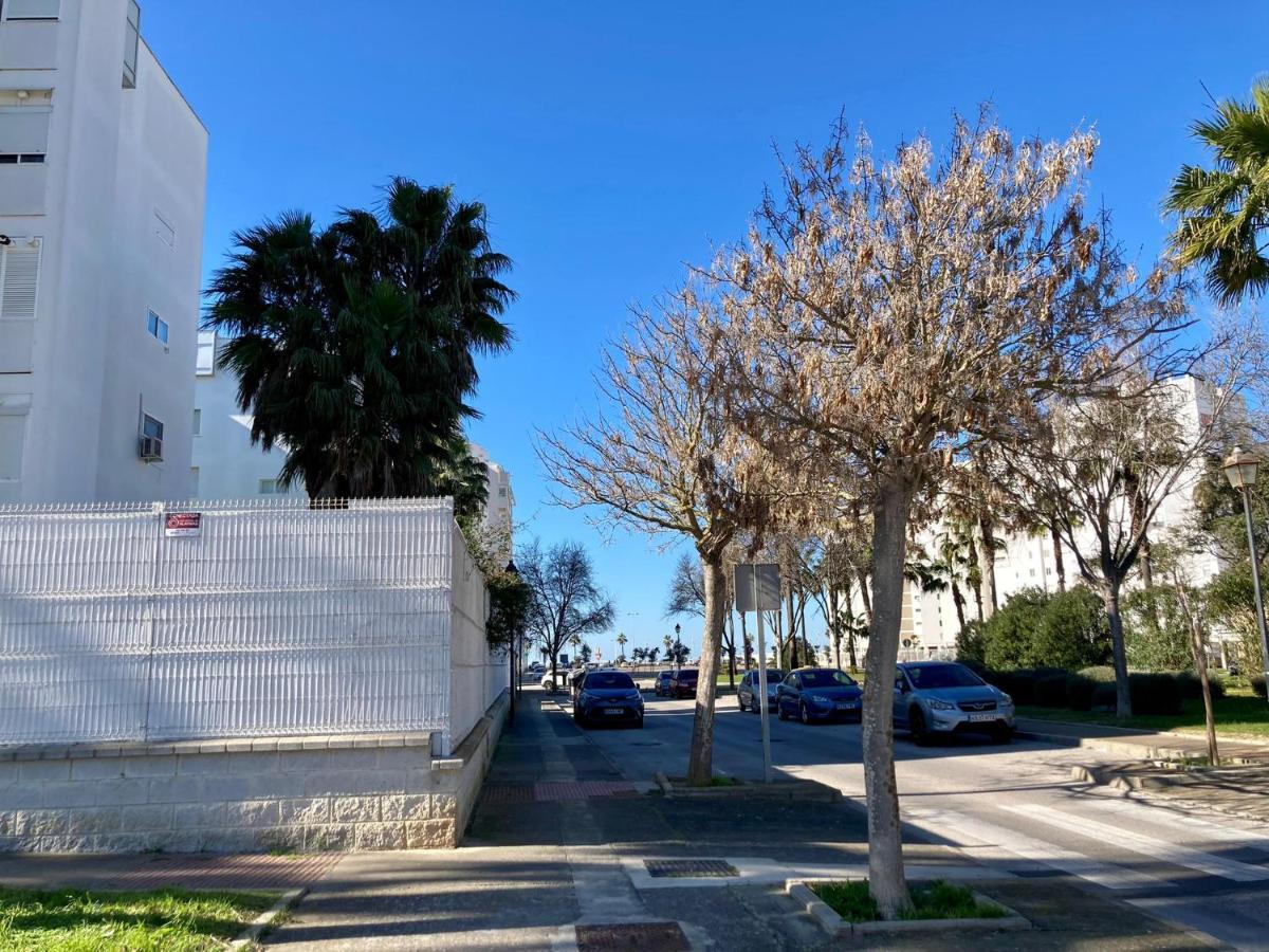 Atico Valdelagrana Playa - Aire Acondicionado Y Piscina Διαμέρισμα El Puerto de Santa María Εξωτερικό φωτογραφία