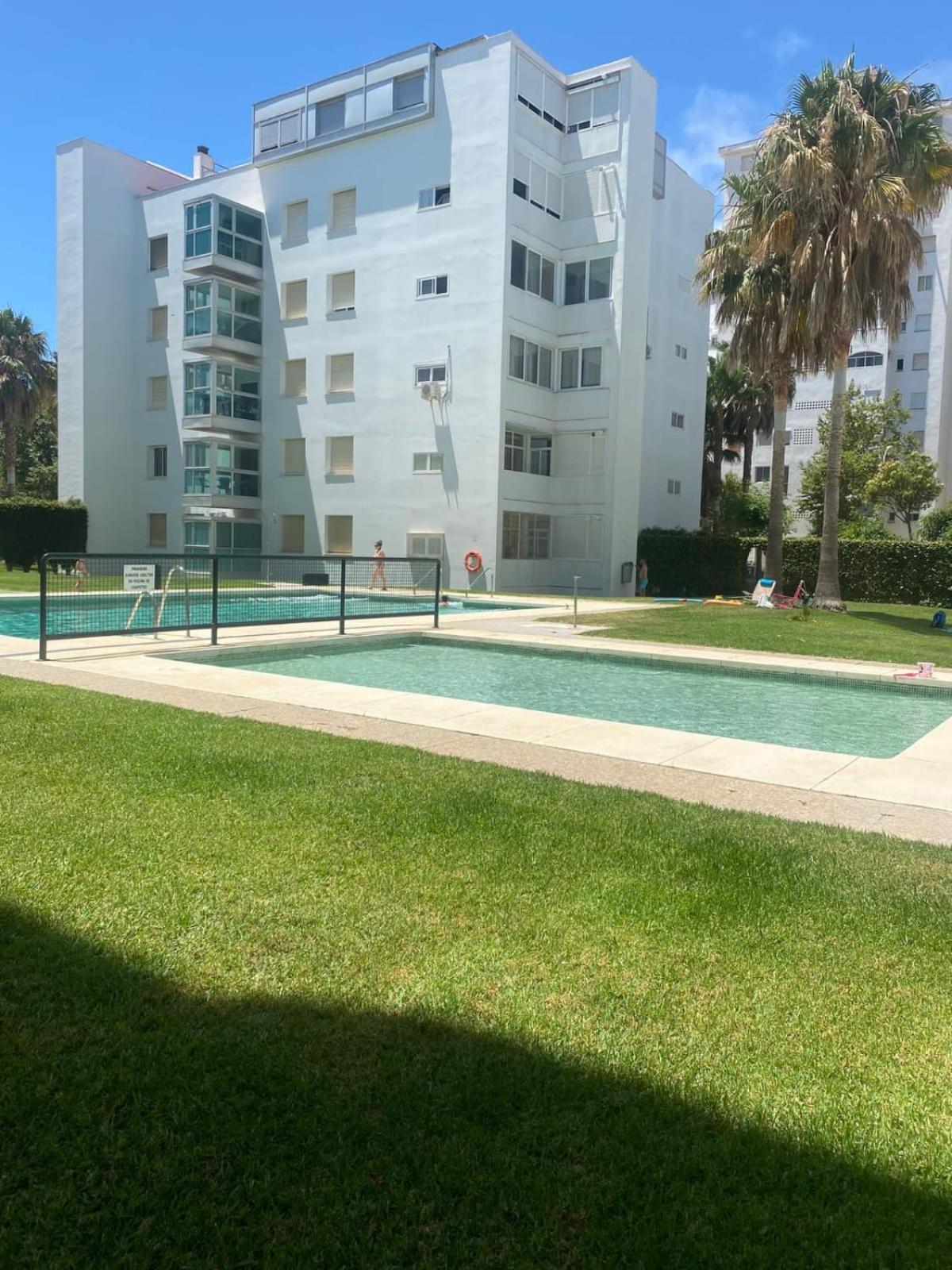 Atico Valdelagrana Playa - Aire Acondicionado Y Piscina Διαμέρισμα El Puerto de Santa María Εξωτερικό φωτογραφία